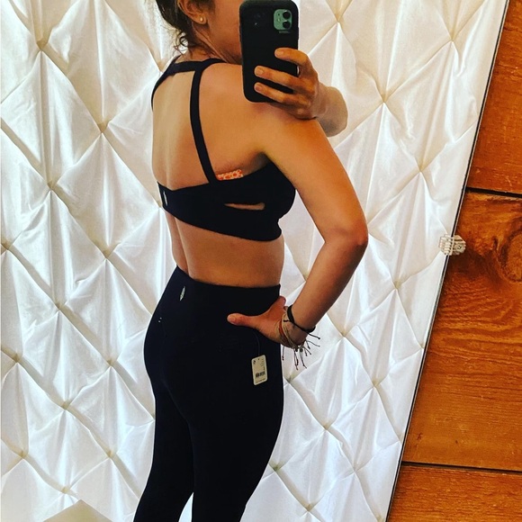 Free People Movement Cutout Bra size M - Picture 7 of 8